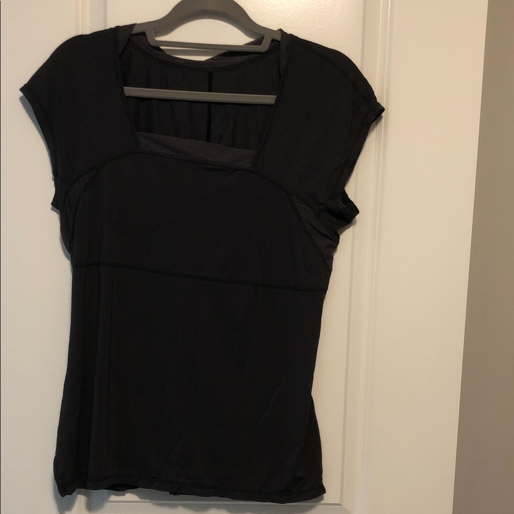 Lululemon Athletica Black Women's tee